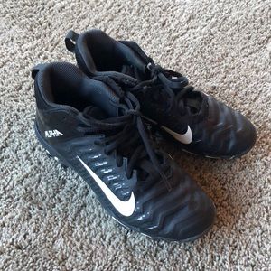Kids Football cleat shoes